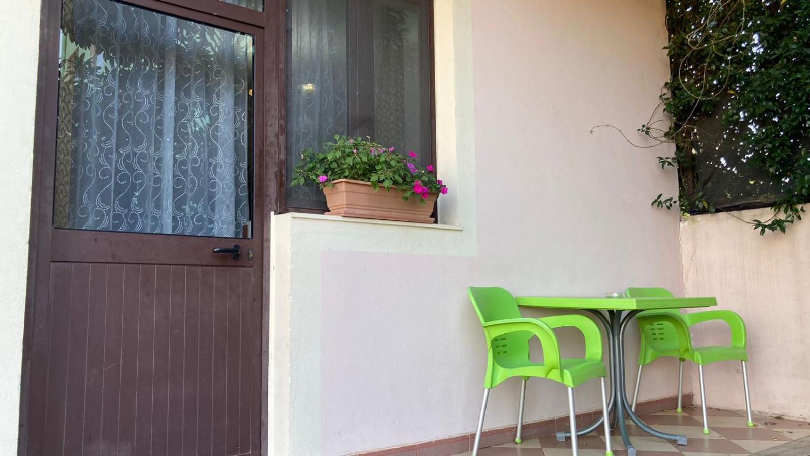 Blissful Hostel Shkodër Eksteriør billede