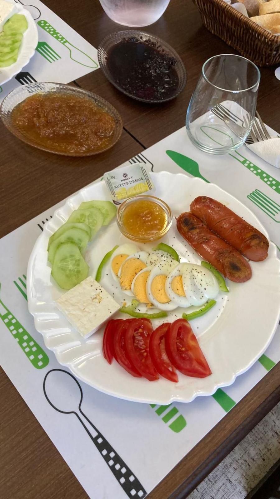 Blissful Hostel Shkodër Eksteriør billede